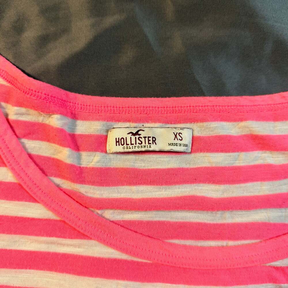 Hollister T-Shirt - Picture 2 of 7